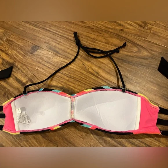 Powder room bikini set - Picture 4 of 7